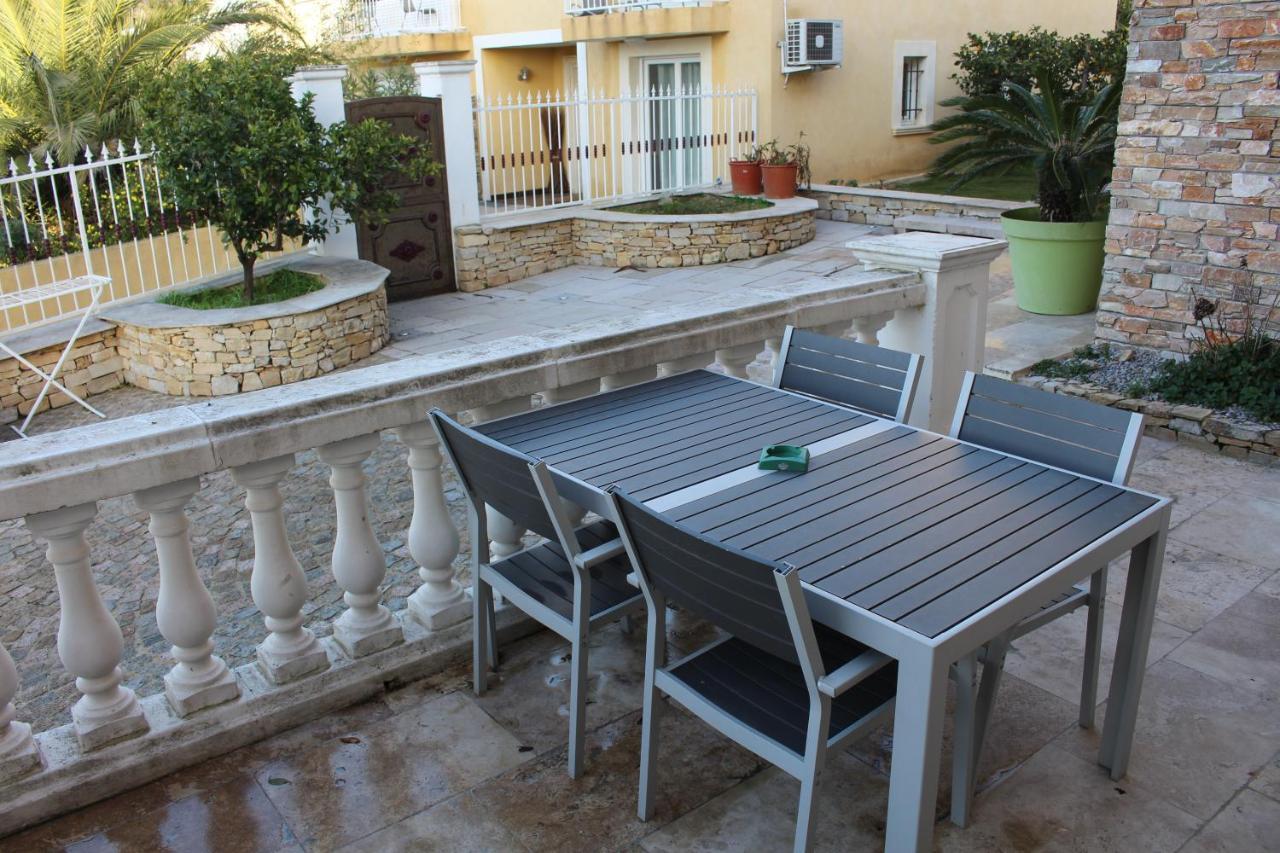 Residence Les Jardins De Lea La Seyne-sur-Mer Eksteriør billede