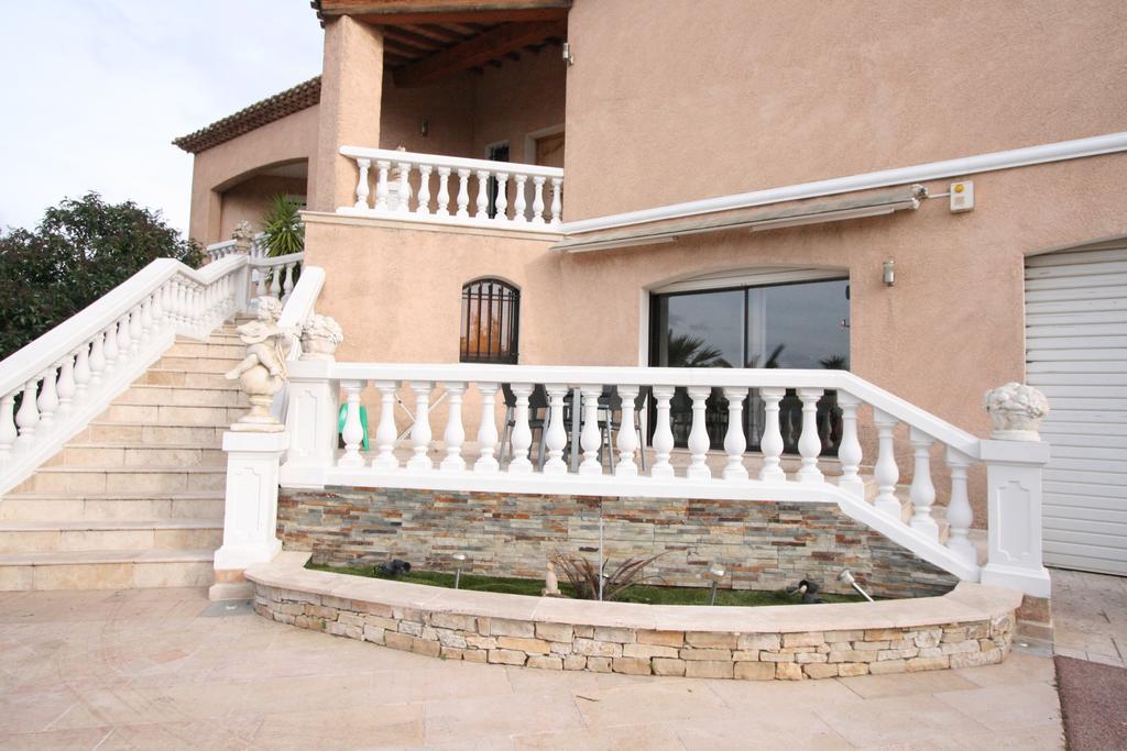 Residence Les Jardins De Lea La Seyne-sur-Mer Eksteriør billede
